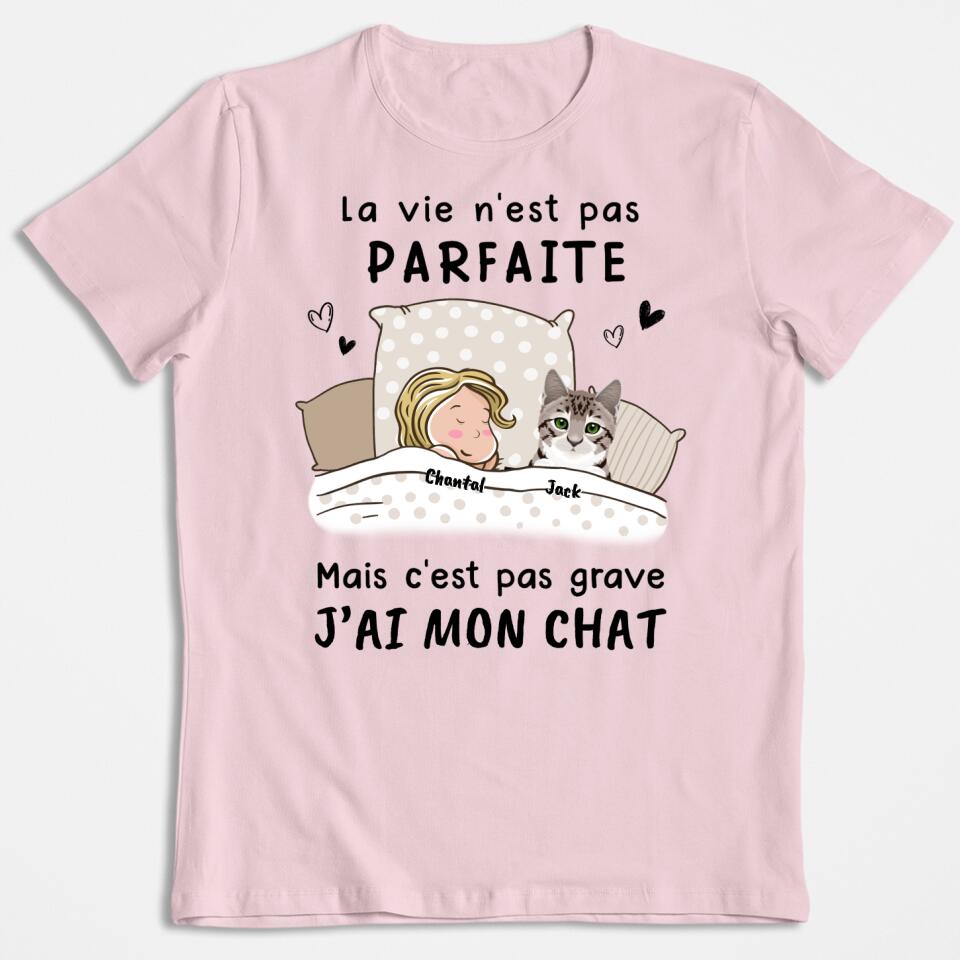 Das Leben ist nicht perfekt, aber es ist okay – personalisiertes Katzen-T-Shirt